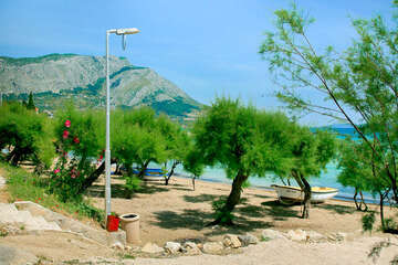 Pláž - apartmány Borovina, Omiš-Duće, Chorvatsko