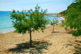 Pláž - apartmány Borovina, Omiš-Duće, Chorvatsko