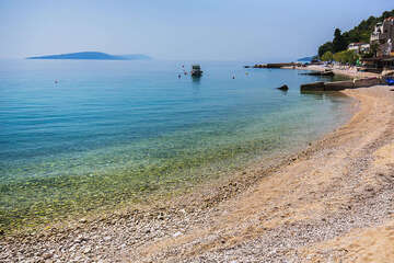 Zaostrog - oblázková pláž, Makarská riviéra, Chorvatsko
