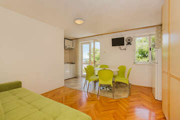 A6 - apartmány Borovina, Omiš-Duće, Omišská riviéra, Chorvatsko