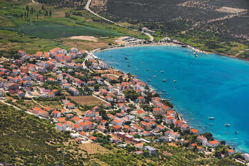 Stará Novalja - letecký pohled, ostrov Pag, Chorvatsko