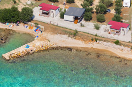 Mobilhome Kum - letecký pohled na pláž, Biograd na moru, Zadarská riviéra, Chorvatsko
