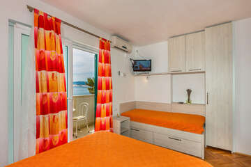 Oranžový apartmán - apartmány Bagarić, Medići, Chorvatsko