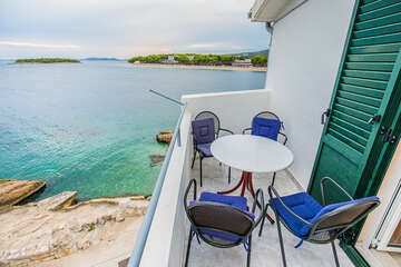 apartmány Paško: apartmán A2 pro 4-5 osob, 1. poschodí