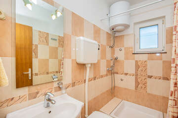 Apartmány Soža - velký apartmán pro 4-5 osob, 2. poschodí