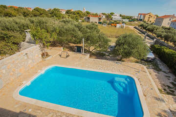 Prázdninový dům Mikula s vyhřívaným bazénem, Povljana, ostrov Pag, Chorvatsko