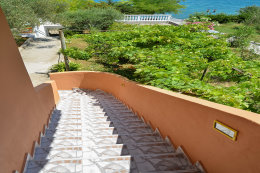 Apartmány Lejla - schodiště k apartmánům, Tkon, ostrov Pašman, Chorvatsko