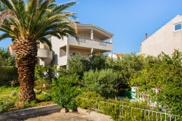 Apartmány Lejla (fotografie před rekonstrukcí), Tkon, ostrov Pašman, Chorvatsko