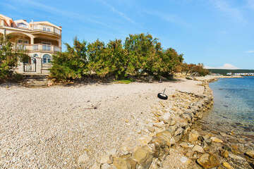 Apartmány Slobodan - pláž před domem, Sukošan, Zadarská riviéra, Chorvatsko