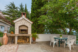 Apartmány Marćelina - gril u domu, Pisak, Omišská riviéra, Chorvatsko