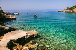 Apartmány Odorčić - betonové plácky ke slunění, Potočnica, ostrov Pag, Chorvatsko