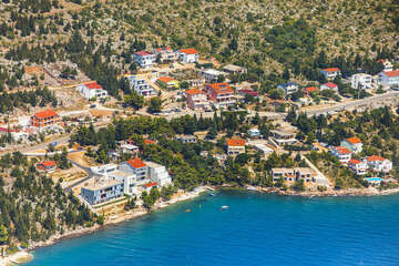 Starigrad - letecký pohled, Zadarská riviéra, Chorvatsko