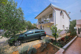 Apartmány Limun - umístění apartmánů A5 a A6, Tkon, ostrov Pašman, Chorvatsko