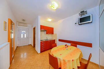 A2 - apartmány Limun, Tkon, ostrov Pašman, Chorvatsko