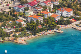 Apartmány Sunset - letecký pohled, pláže v letovisku, Starigrad, Zadarská riviéra, Chorvatsko