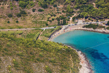 Pláže Milna - letecký pohled, ostrov Vis, Chorvatsko