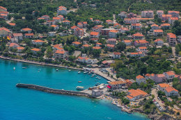 Pláže Šilo - letecký pohled, ostrov Krk, Chorvatsko