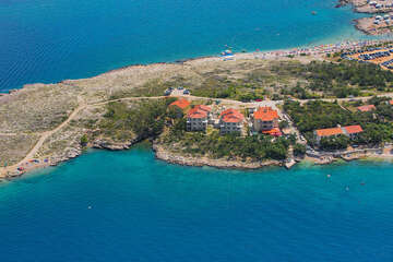 Pláže Šilo - letecký pohled, ostrov Krk, Chorvatsko