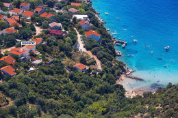 Pláže Potočnica - letecký pohled, ostrov Pag, Chorvatsko