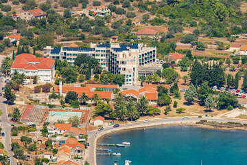 Vela Luka - letecký pohled, ostrov Korčula, Chorvatsko