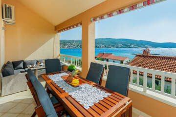 A2 - apartmány Vivien, Sevid, Trogirská riviéra, Chorvatsko