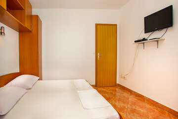 II-5A - apartmány Nikola, Gradac, Chorvatsko