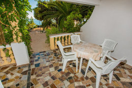 A2 - apartmány Roza, Mandre, ostrov Pag, Chorvatsko