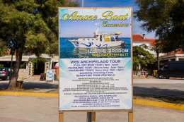 Vrsi - možnosti výletů lodí z pláže Mulo, Zadarská riviéra, Chorvatsko