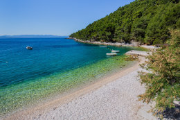 Apartmány Meri - pláž před domem, jižní zátoky ostrova Hvar, Chorvatsko