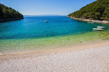 Apartmány Meri - pláž před domem, jižní zátoky ostrova Hvar, Chorvatsko