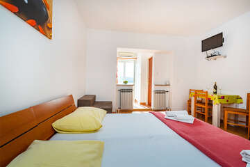 A2 - apartmány Ljubo, Metajna, ostrov Pag, Chorvatsko