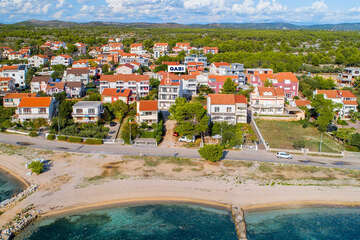 Apartmány Gabi - pohled z dronu, Vodice - Srima, Chorvatsko