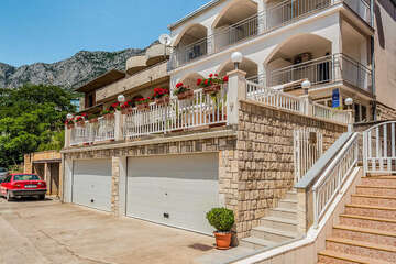 Apartmány Fenix - parkování v garáži, Gradac, Makarská riviéra, Chorvatsko