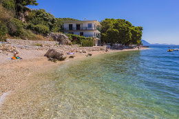 Živogošće - Mala Duba - oblázkové pláže, Makarská riviéra, Chorvatsko