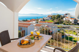 Apartmány Fenix - výhled na moře z terasy apartmánu A5, Gradac, Makarská riviéra, Chorvatsko