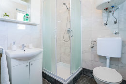 A1 nebo A2 - apartmány Viktoria, Sv. Filip i Jakov, Zadarská riviéra, Chorvatsko