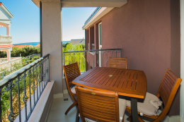 A10 -  apartmány Roza pro 2-4 osoby, horní budova - 1.patro, Mandre, ostrov Pag