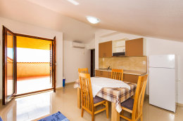 A7 - apartmány Mandre 12, Mandre, ostrov Pag, Chorvatsko