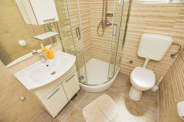 A1 - apartmány Denis, Povljana, ostrov Pag, Chorvatsko