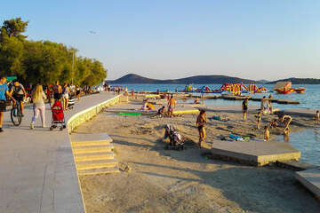 Vodice Plava plaža, Vodice, Chorvatsko