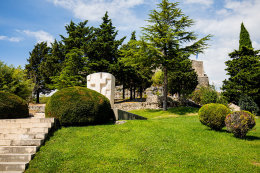 Imotski - pevnost nad Modrým jezerem, Chorvatsko