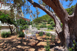 Apartmány Nevera - houpačka u domu, jižní zátoka ostrova Hvar, Chorvatsko