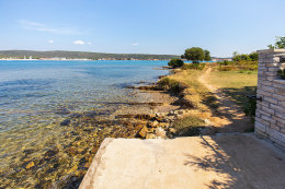 Casa del Sol - nejbližší oblázkové pláže, Sukošan, Zadarská riviéra, Chorvatsko