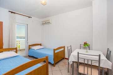 A2 - apartmány Draga, Dinjiška, ostrov Pag, Chorvatsko