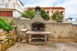 Apartmány Jelka - gril u domu, Tkon, ostrov Pašman, Chorvatsko