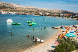 Apartmány Cvita - písčitooblázková pláž 300 m od domu, město Pag, ostrov Pag, Chorvatsko