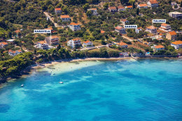 Apartmány Karavela - letecký pohled, Tkon, ostrov Pašman, Chorvatsko