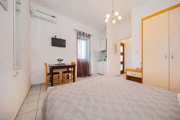 A2 - apartmány Varadero, Tkon, ostrov Pašman, Chorvatsko