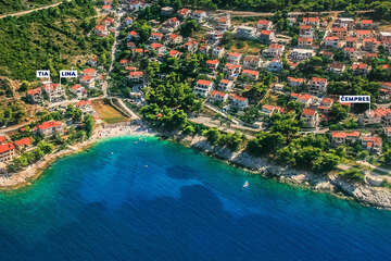 Apartmány Čempres - letecký pohled, letovisko Postira, ostrov Brač