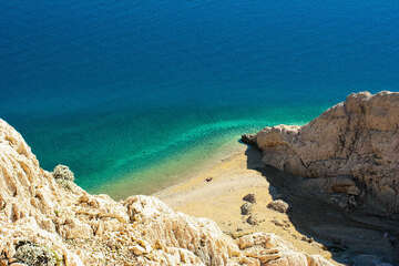 Metajna -  pláž Beritnica, ostrov Pag, Chorvatsko